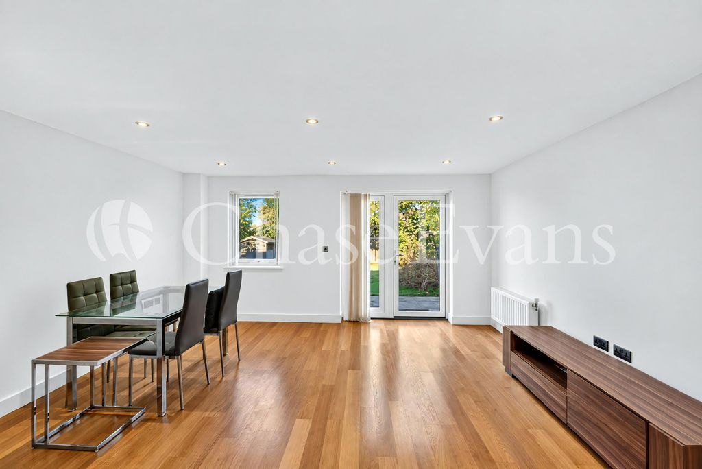 Property photo 1 of 16 Living Area