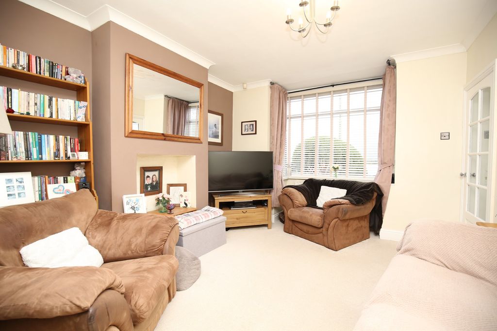 Property photo 3 of 21