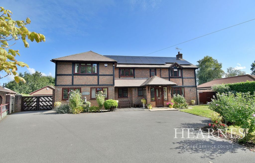 Property photo 1 of 30