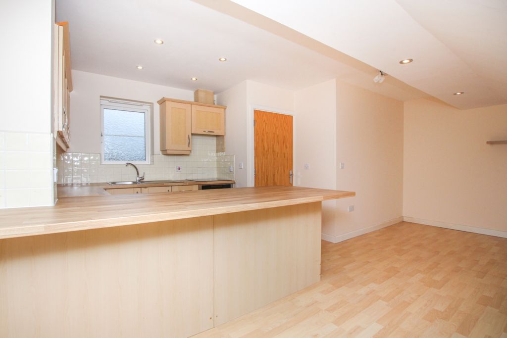 Property photo 2 of 8 Img_4860