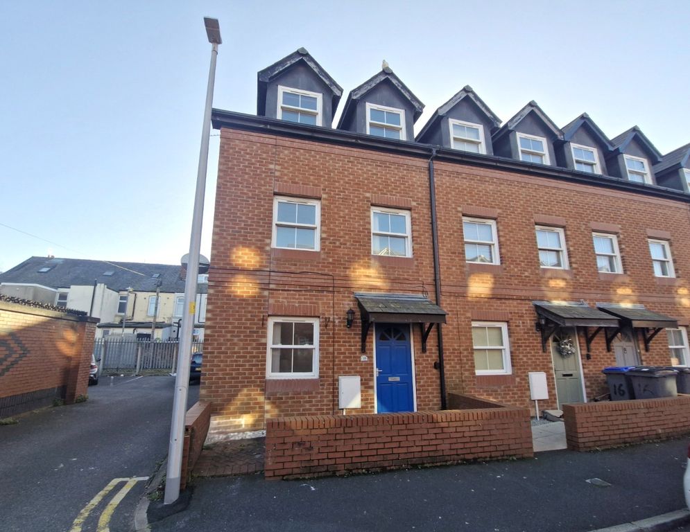 Property photo 1 of 1