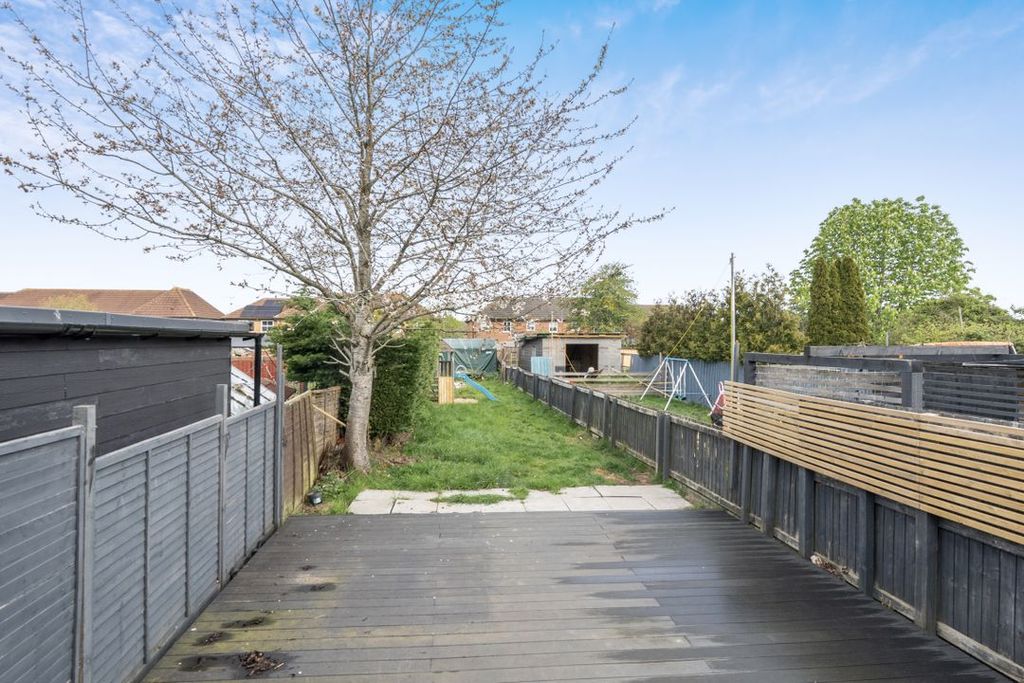 Property photo 2 of 9 1447215669Ddfdb1d8731