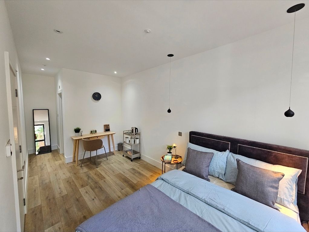 Property photo 3 of 3