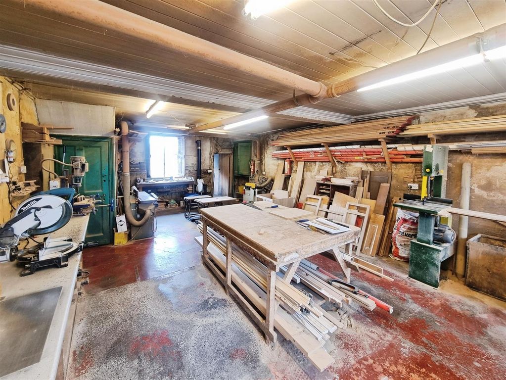 Property photo 3 of 16 9F8E5856-Image006.Jpg