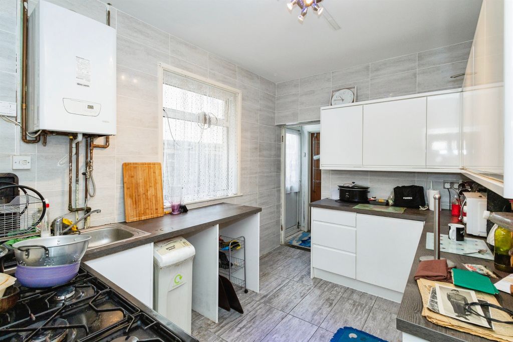 Property photo 2 of 14
