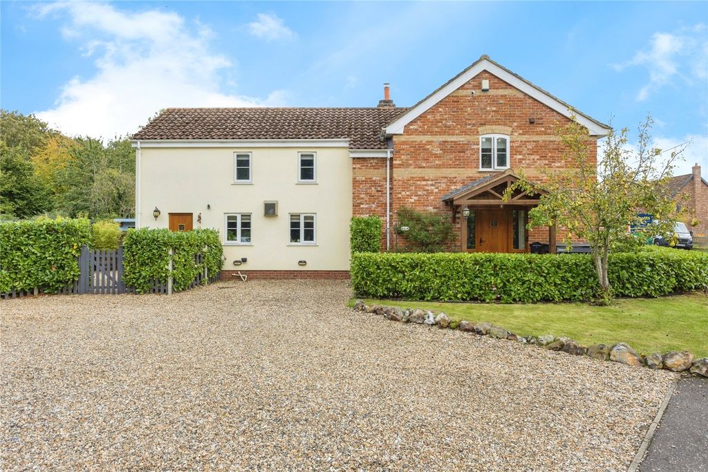 Property photo 1 of 29 River Bank House