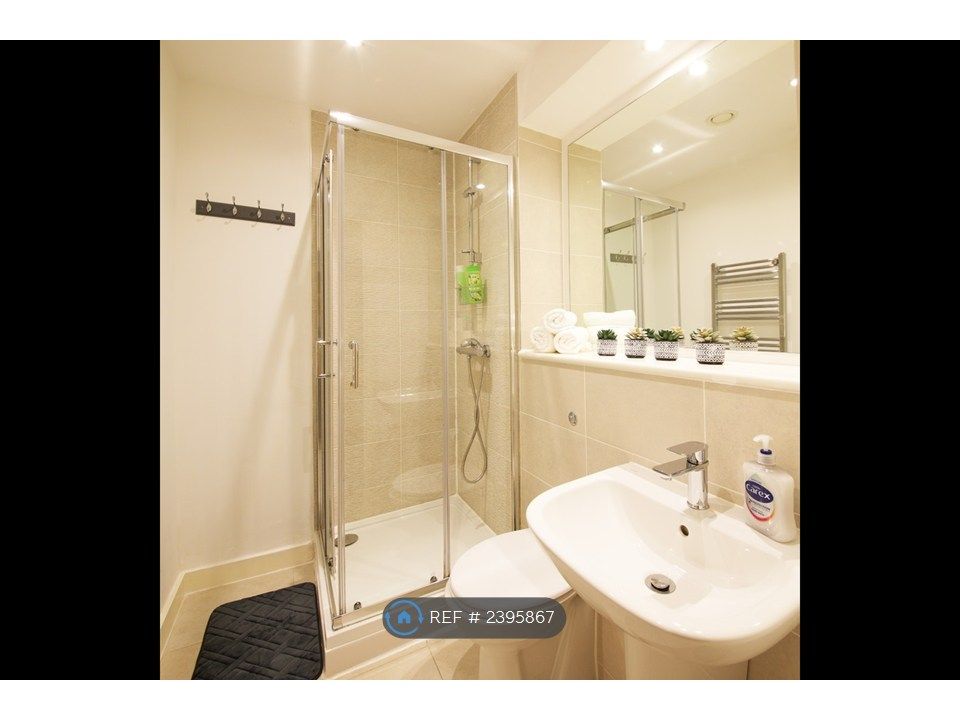 Property photo 3 of 25