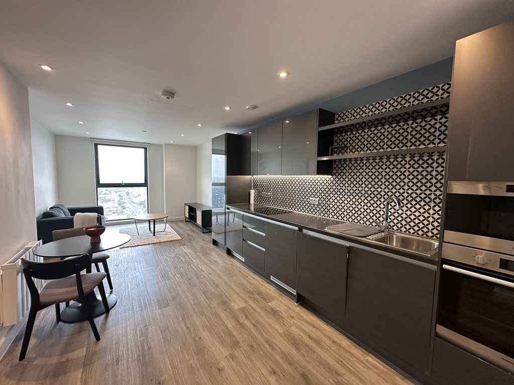 Property photo 2 of 14 Img_7020