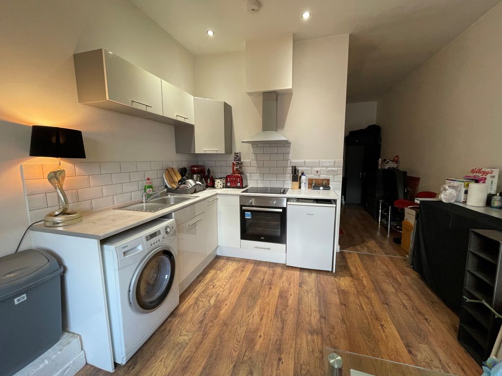 Property photo 1 of 4