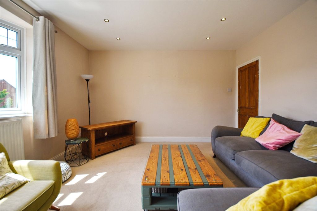 Property photo 3 of 14 Picture No. 03