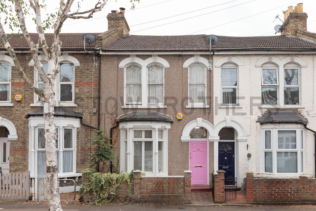 Property photo 1 of 20