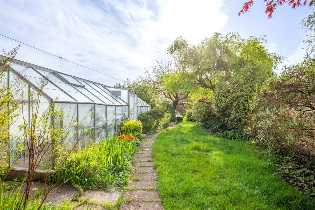 Property photo 2 of 16 Picture No. 09