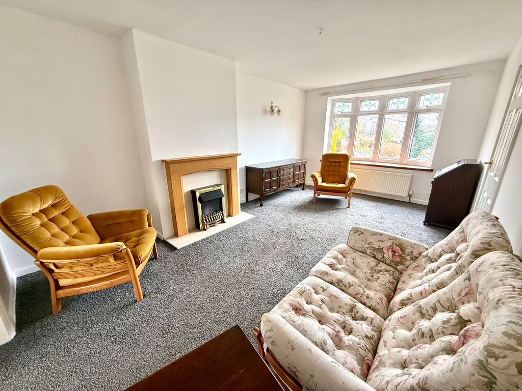 Property photo 3 of 38 4933626