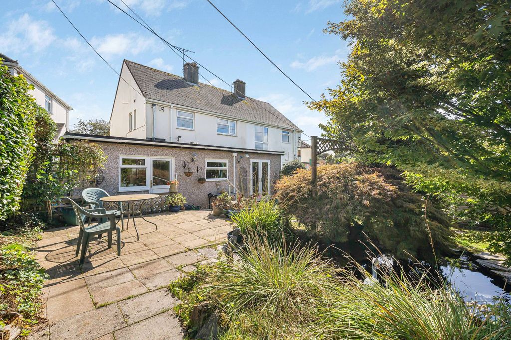 Property photo 2 of 29