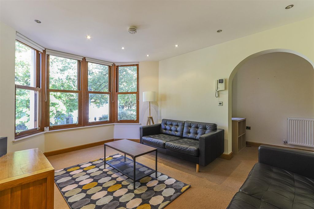 Property photo 2 of 8 Marlborough Road 164, 4-2.Jpg