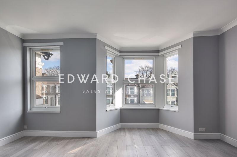 Property photo 1 of 12 Photo 10