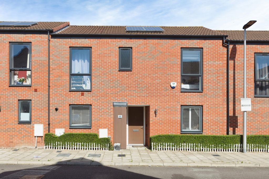 Property photo 1 of 18 Pbox-Img.Jpg