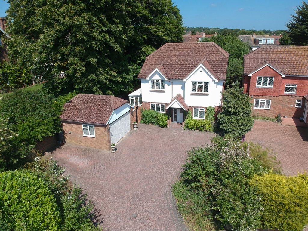 Property photo 1 of 24