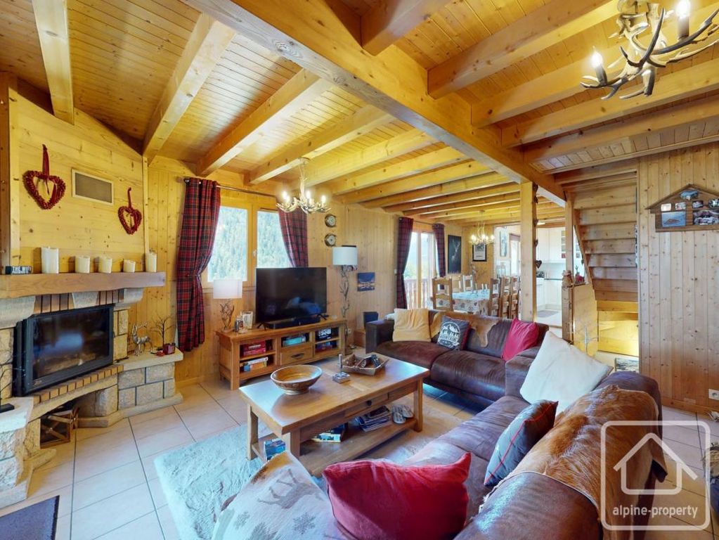 Property photo 2 of 40