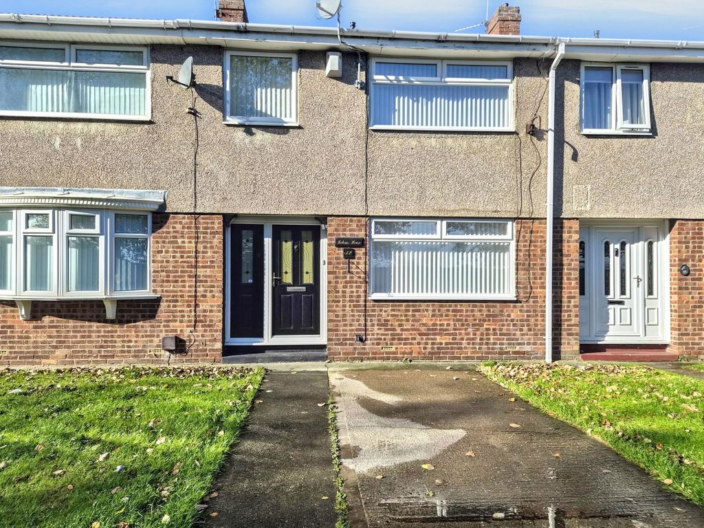 Property photo 1 of 12