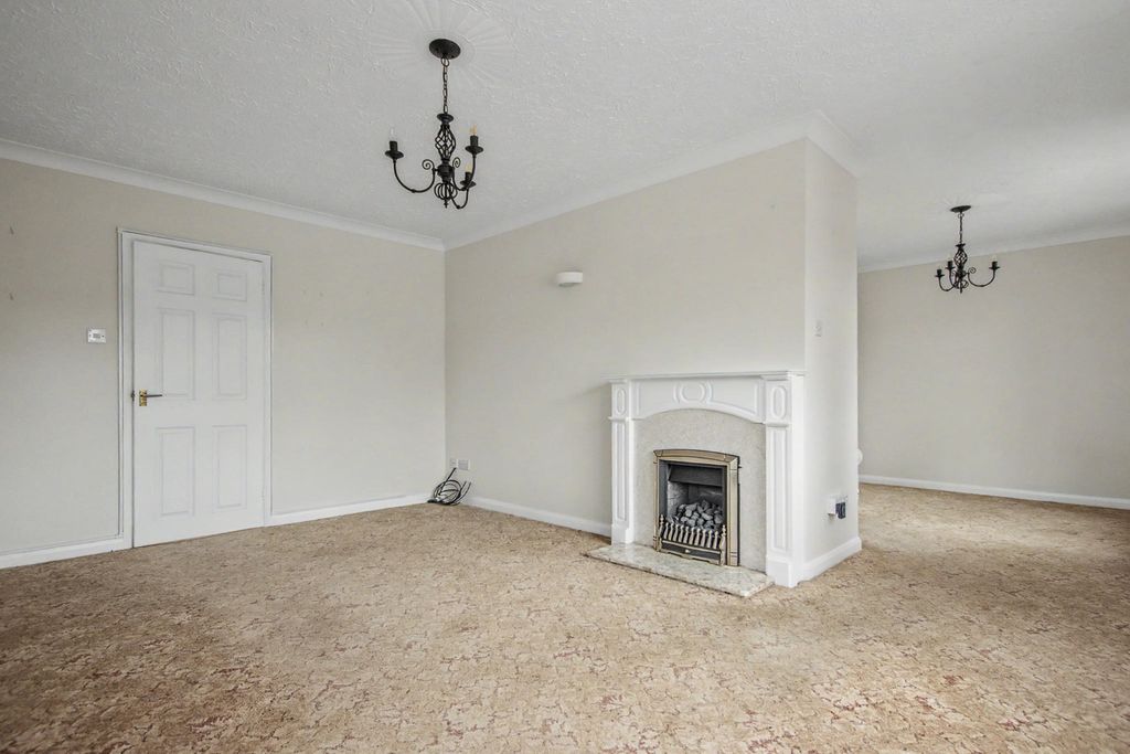 Property photo 3 of 28 5477166