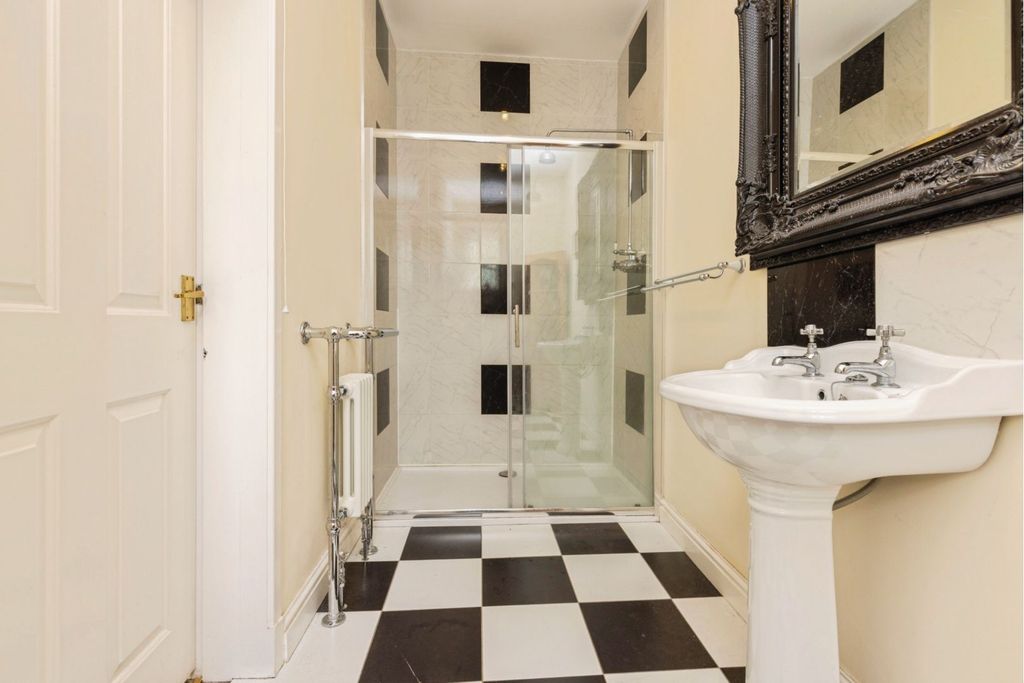 Additional image 15 of 5 bed detached house for saleHare Park Lane, Liversedge WF15