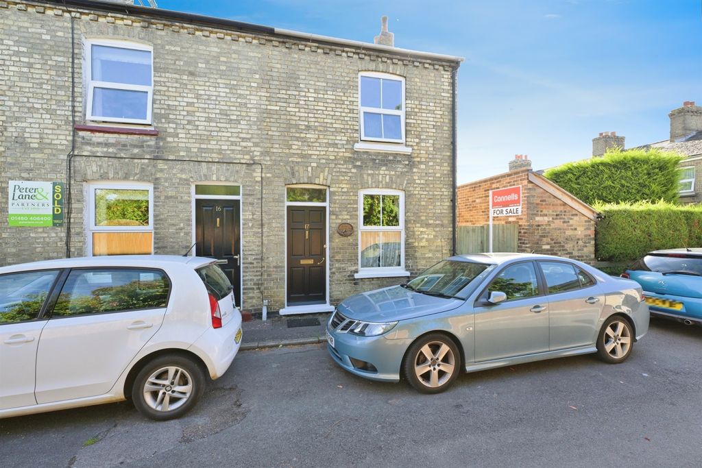 Property photo 1 of 17