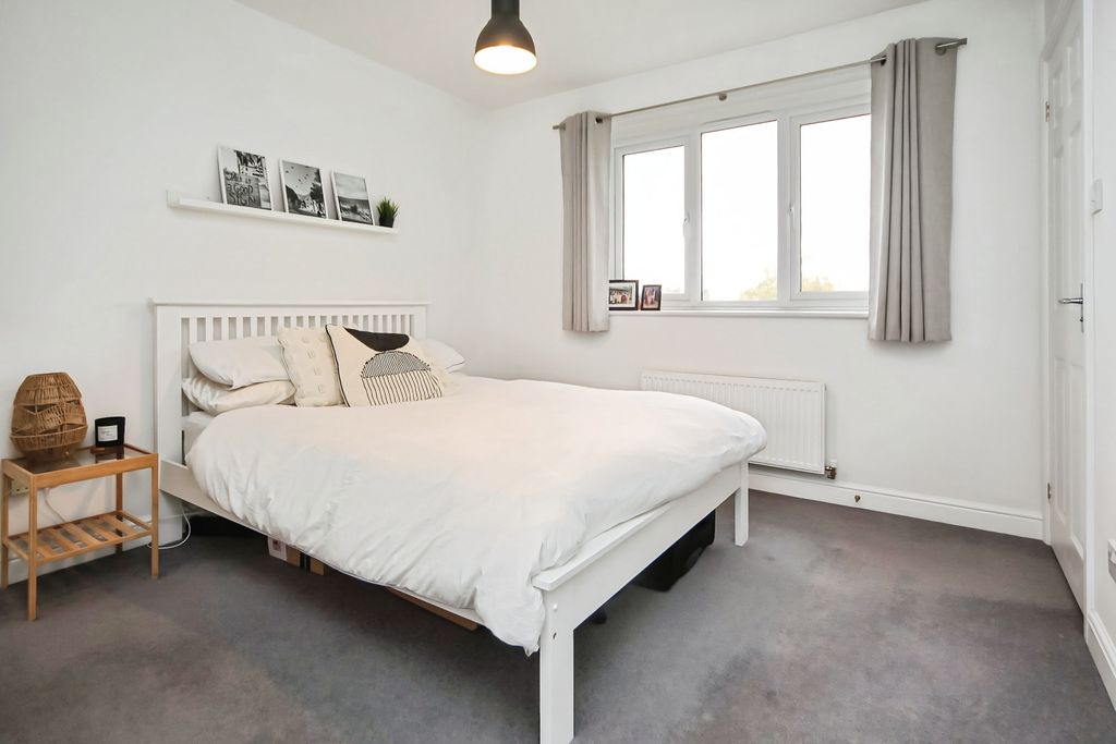 Property photo 3 of 18 D14516Bd-Image00026.Jpg