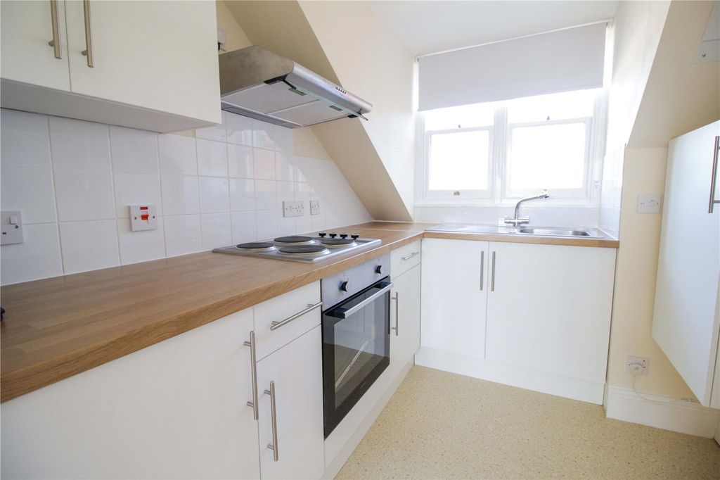 Property photo 2 of 8 Picture No. 04