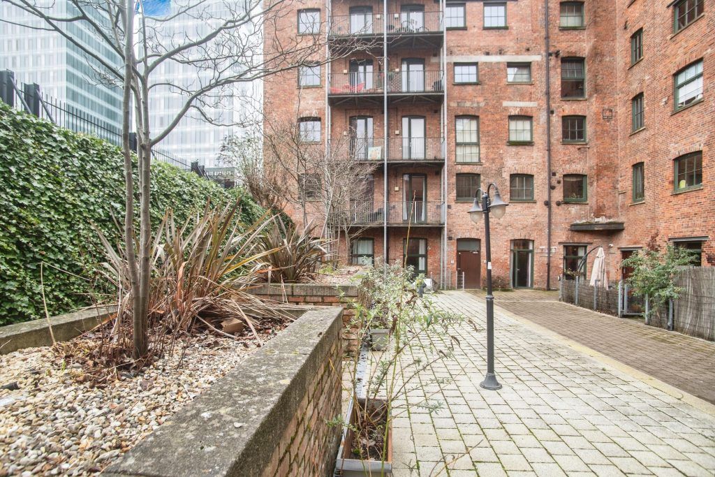 Property photo 3 of 30