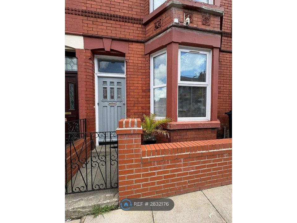 Property photo 2 of 9