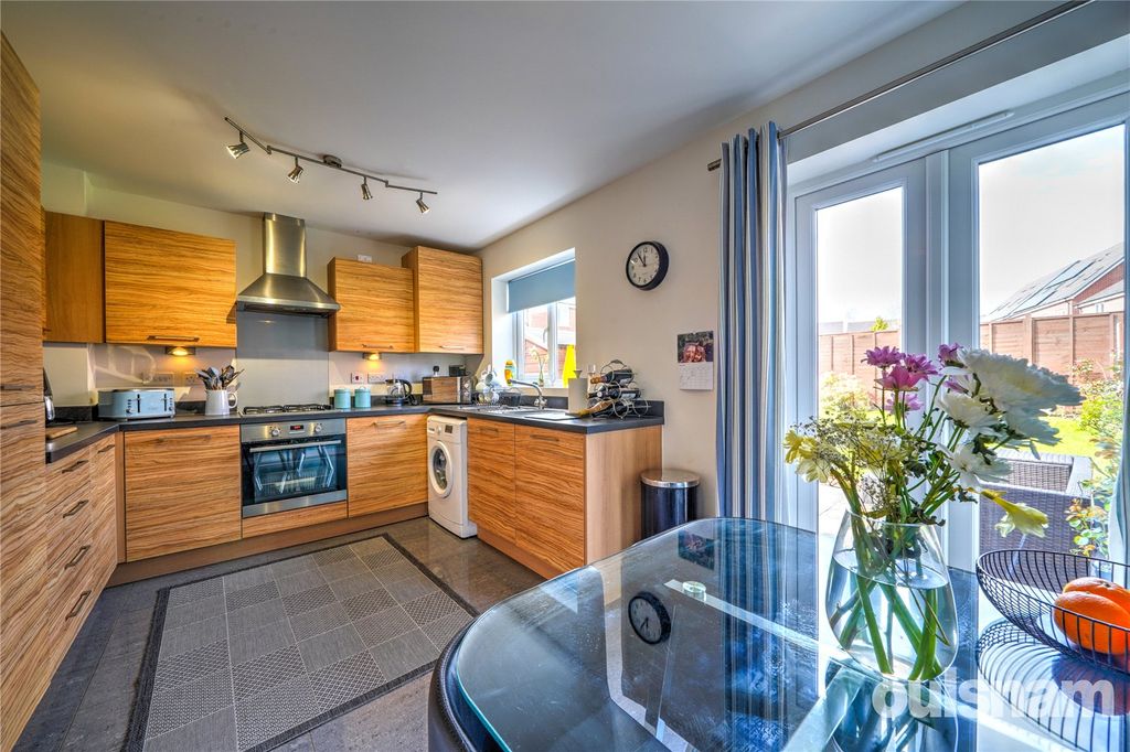 Property photo 2 of 16 Picture No. 07