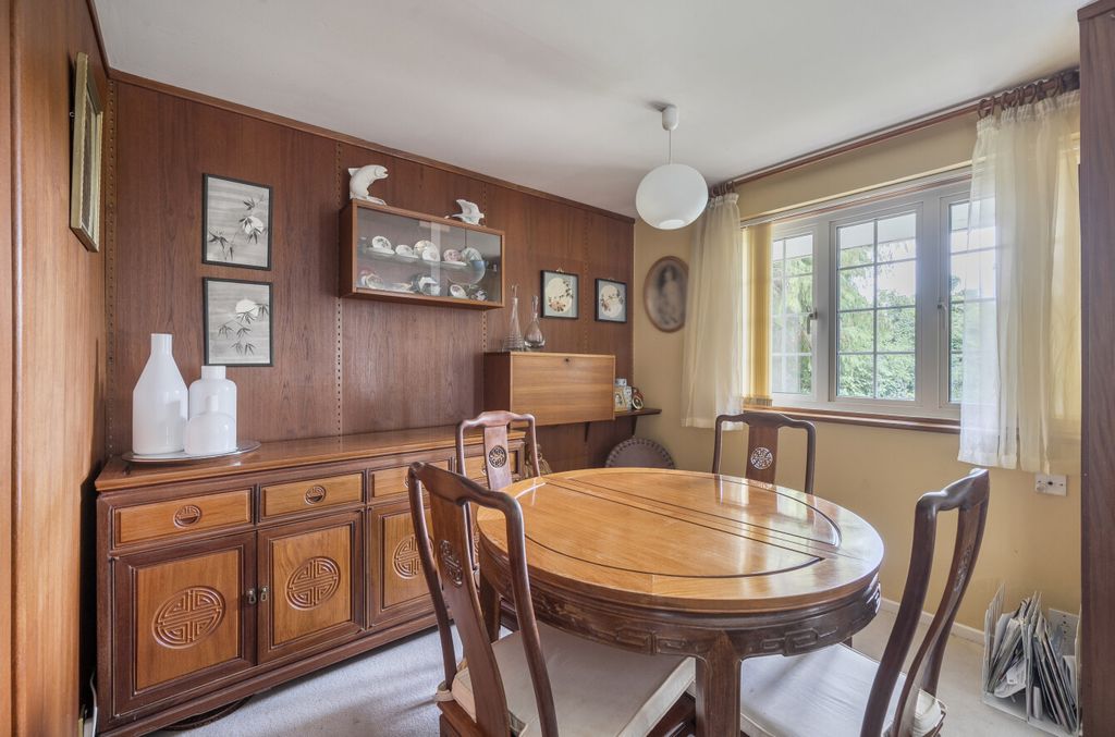 Property photo 3 of 20 1355394-6-68cc17c...