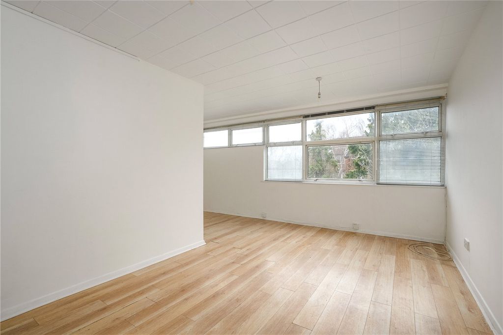 Property photo 2 of 7 Picture No. 04