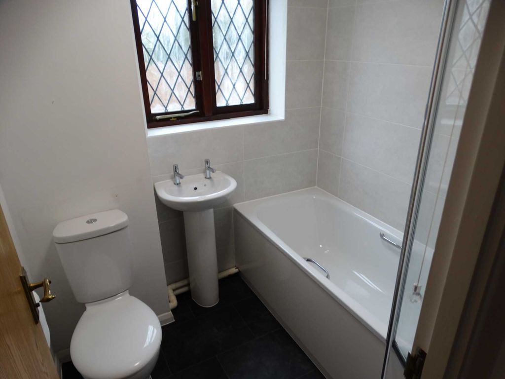 Property photo 3 of 4