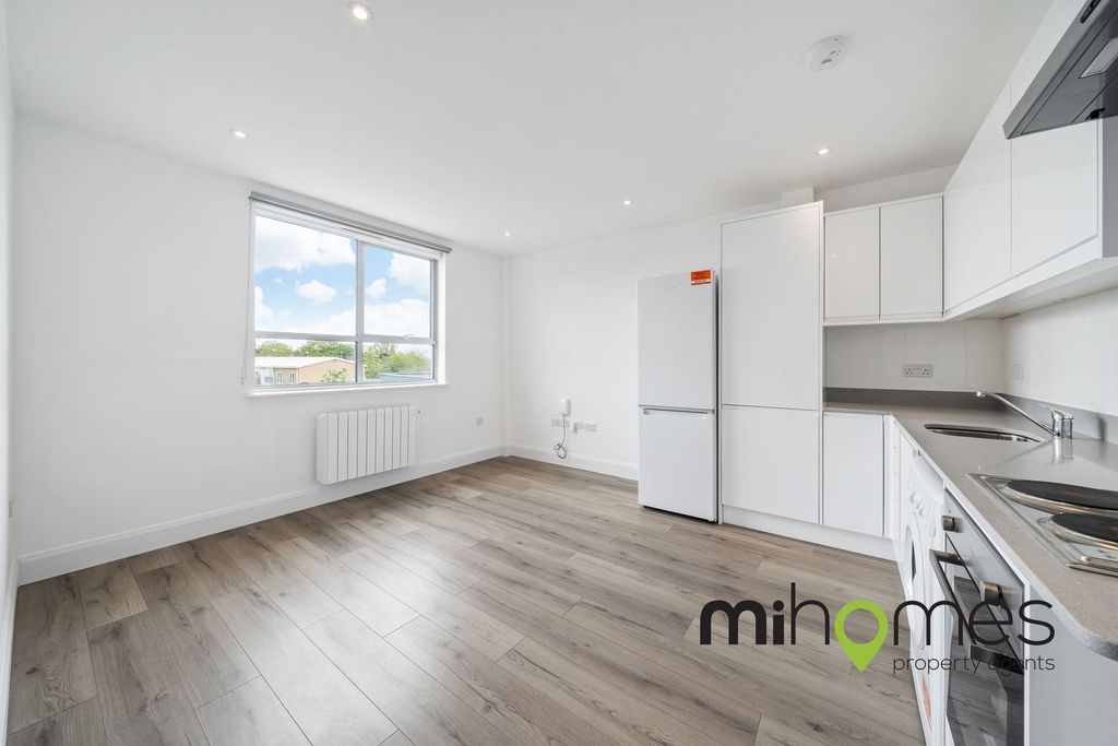 Property photo 1 of 13