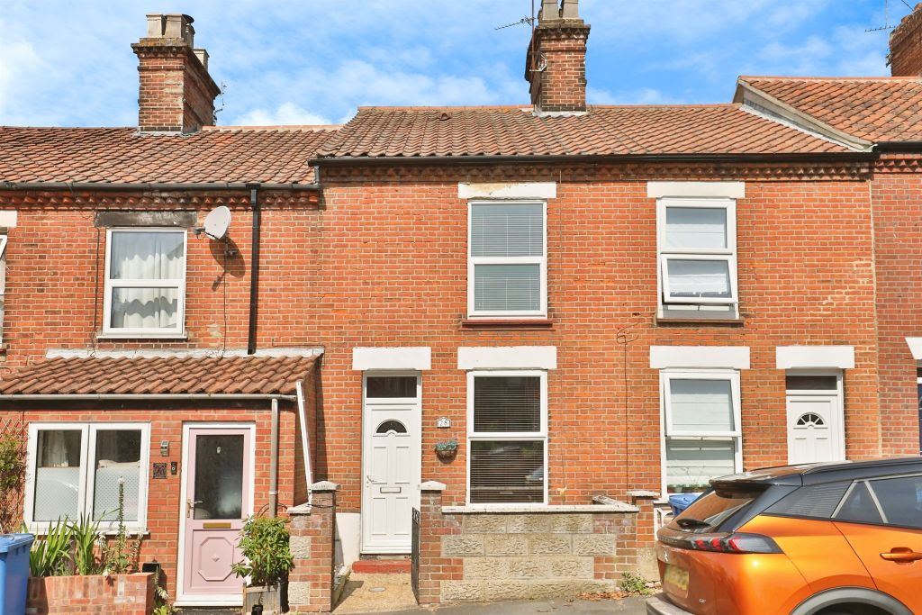 Property photo 1 of 17