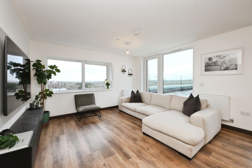 Property photo 3 of 16