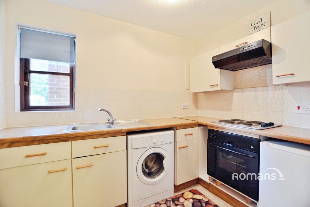 Property photo 2 of 5 Pbox-Img.Jpg