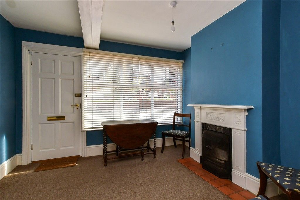 Property photo 3 of 9 Internal Feature