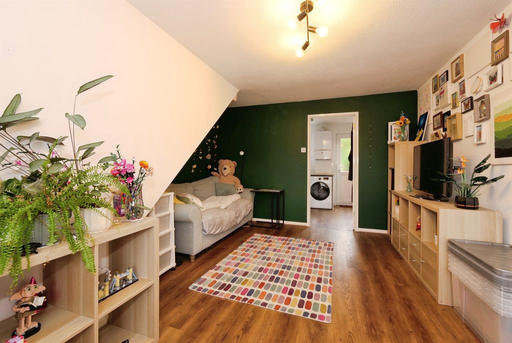 Property photo 3 of 15