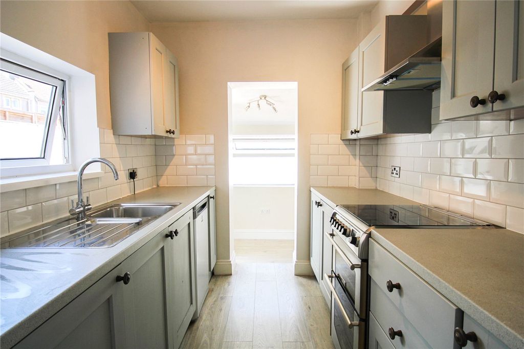 Property photo 3 of 10 Picture No. 03