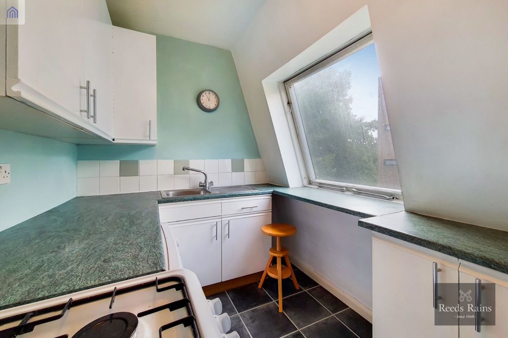 Property photo 3 of 11 Picture No. 06