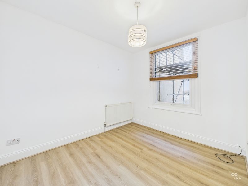 Property photo 3 of 7 Photo 2