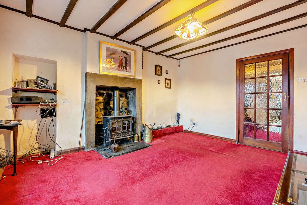 Property photo 2 of 24