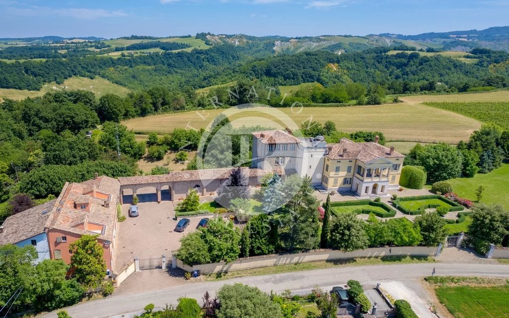 Property photo 2 of 30