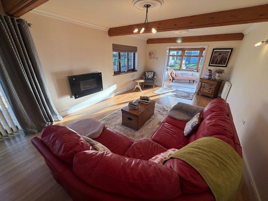 Property photo 3 of 24