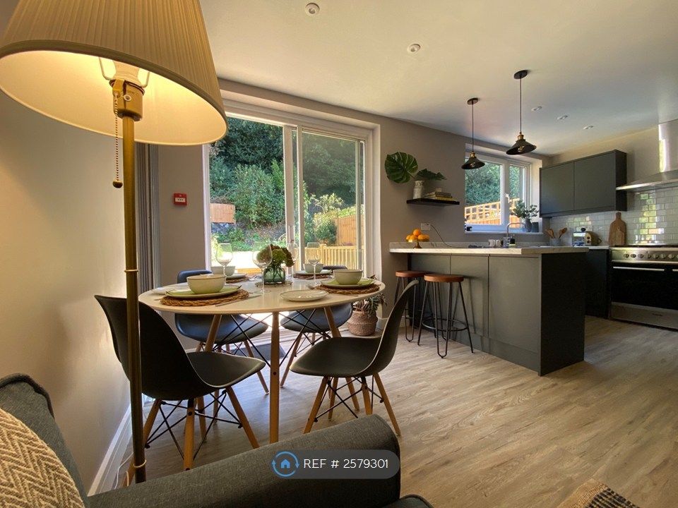 Property photo 3 of 15 Kitchen/Diner
