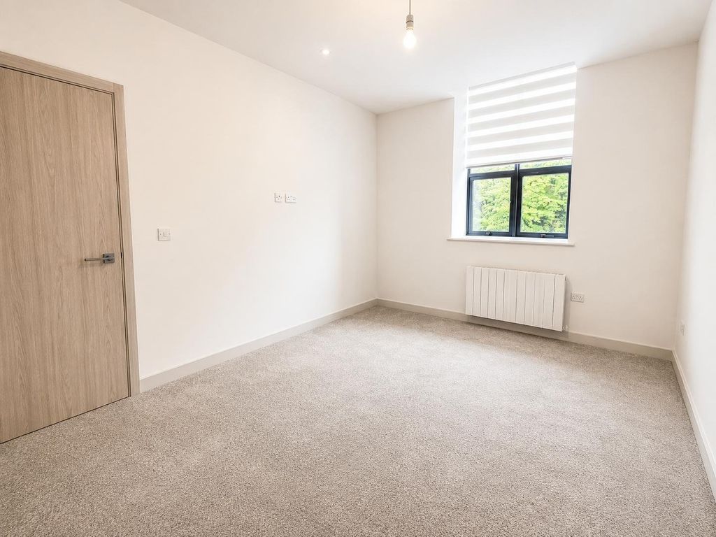Property photo 2 of 10 Picture No. 11