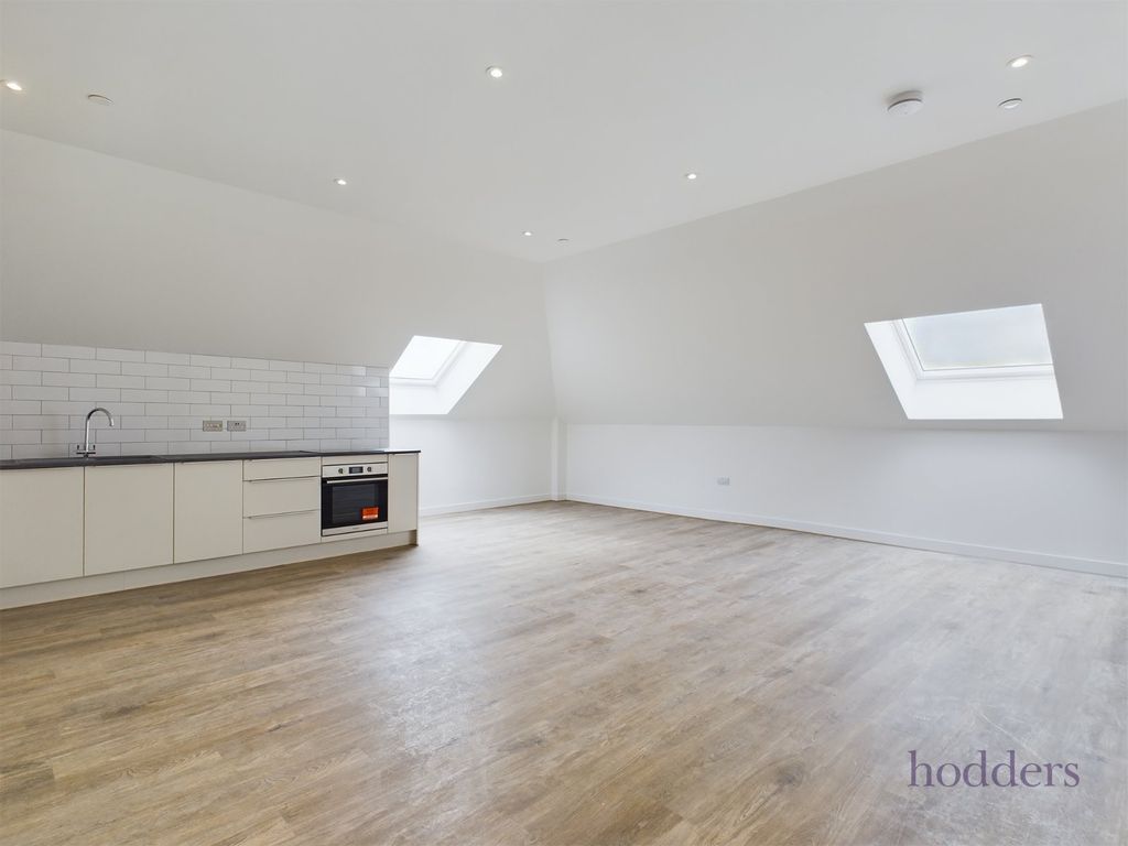 Property photo 3 of 11 Picture No. 01